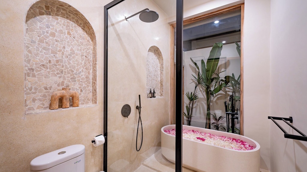 Photo of Bathroom in Babakan