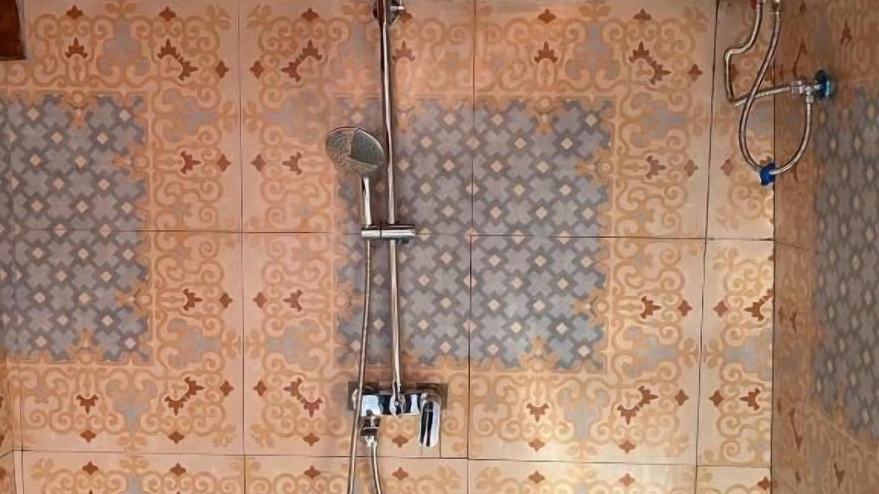 Photo of Bathroom in Banjarangkan