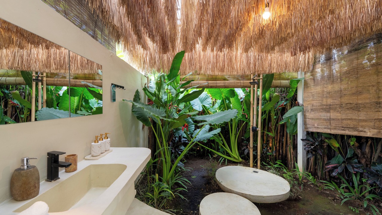 Photo of Bathroom in Pecatu