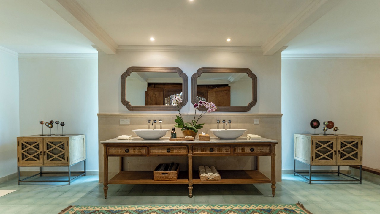 Photo of Bathroom in Banjar