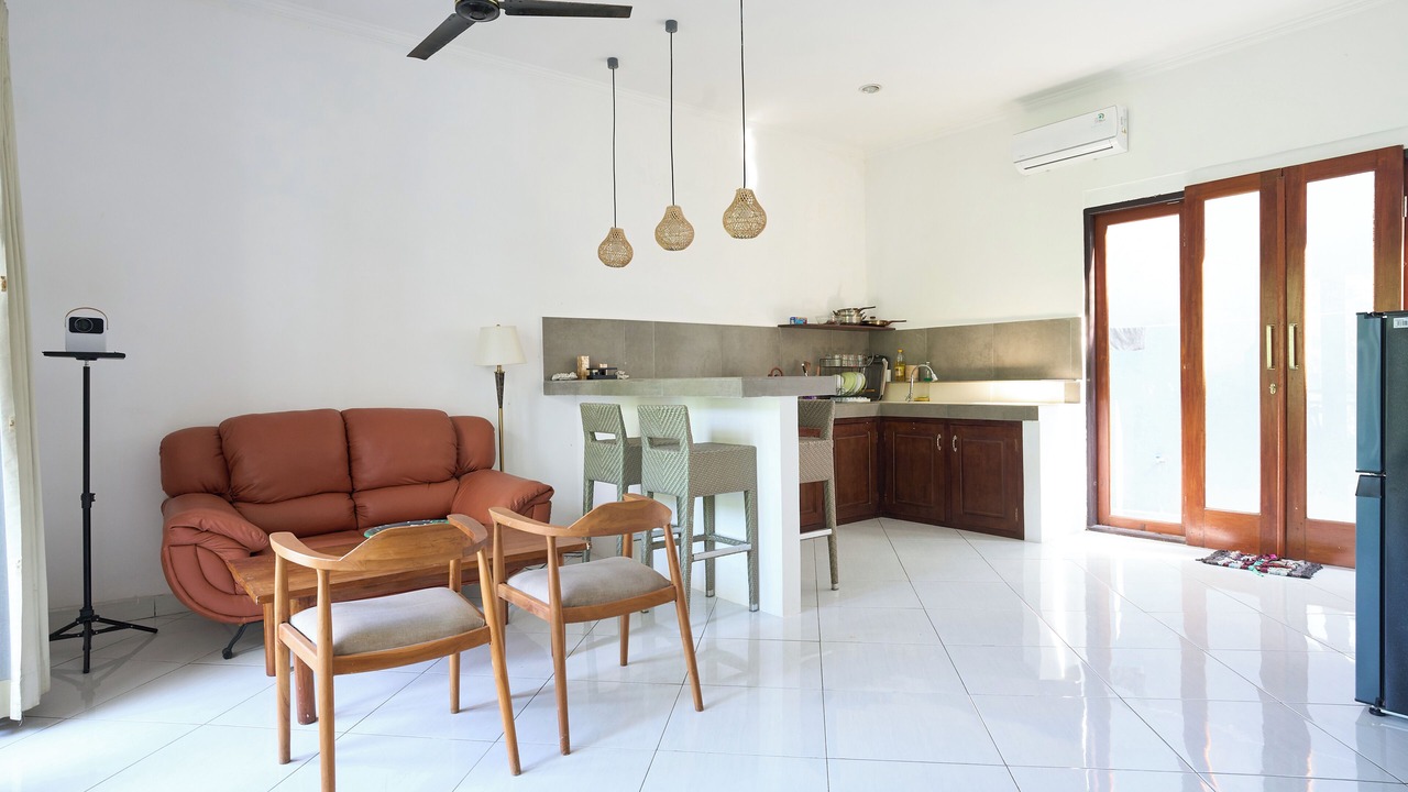 Photo of Livingroom in Tumbu Village