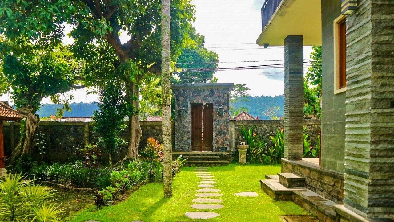 Photo of Outdoor in Sidemen
