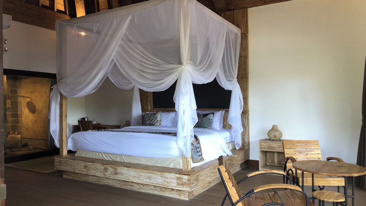 Photo of Bedroom in Keliki