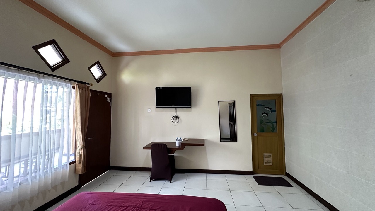 Photo of Bedroom in Raya Kuta