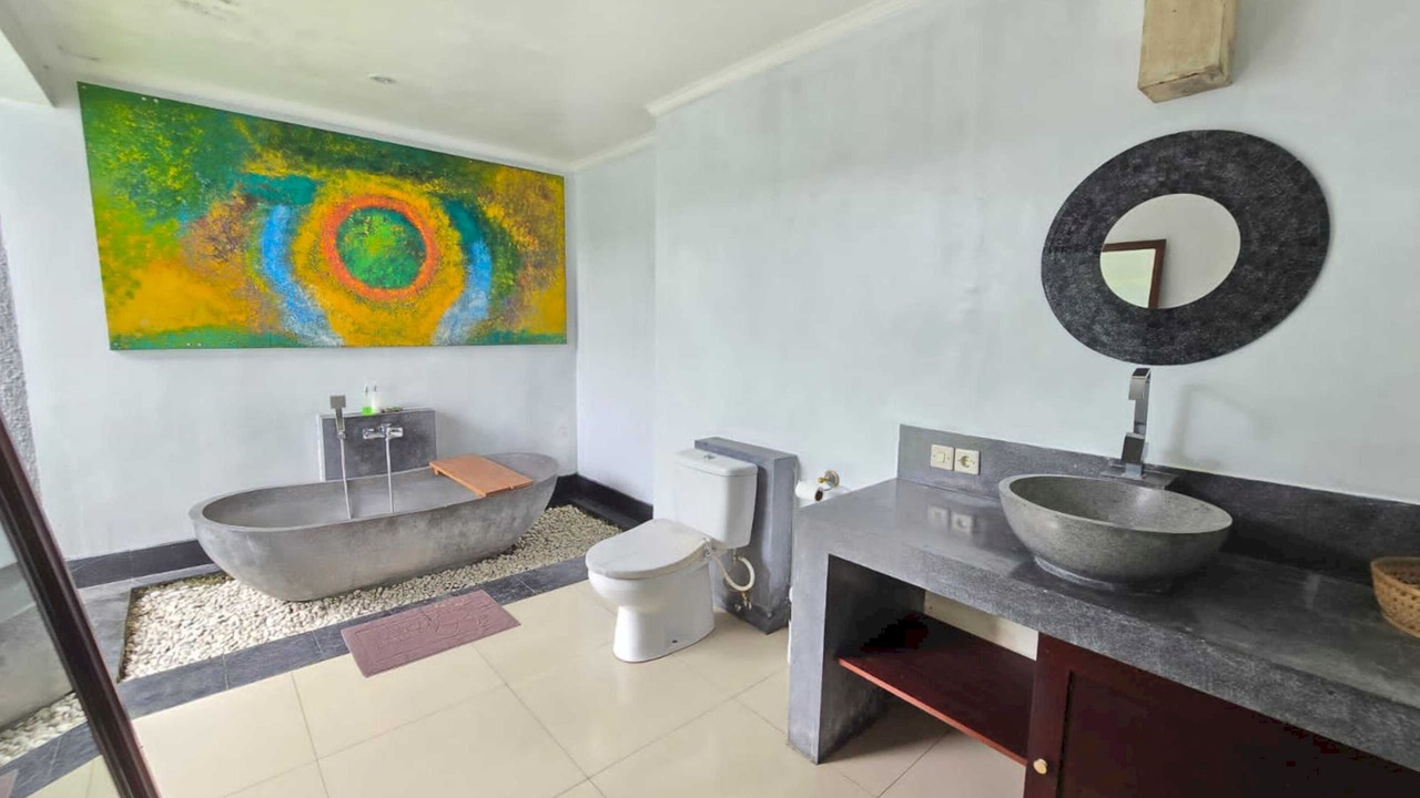 Photo of Bathroom in Taro