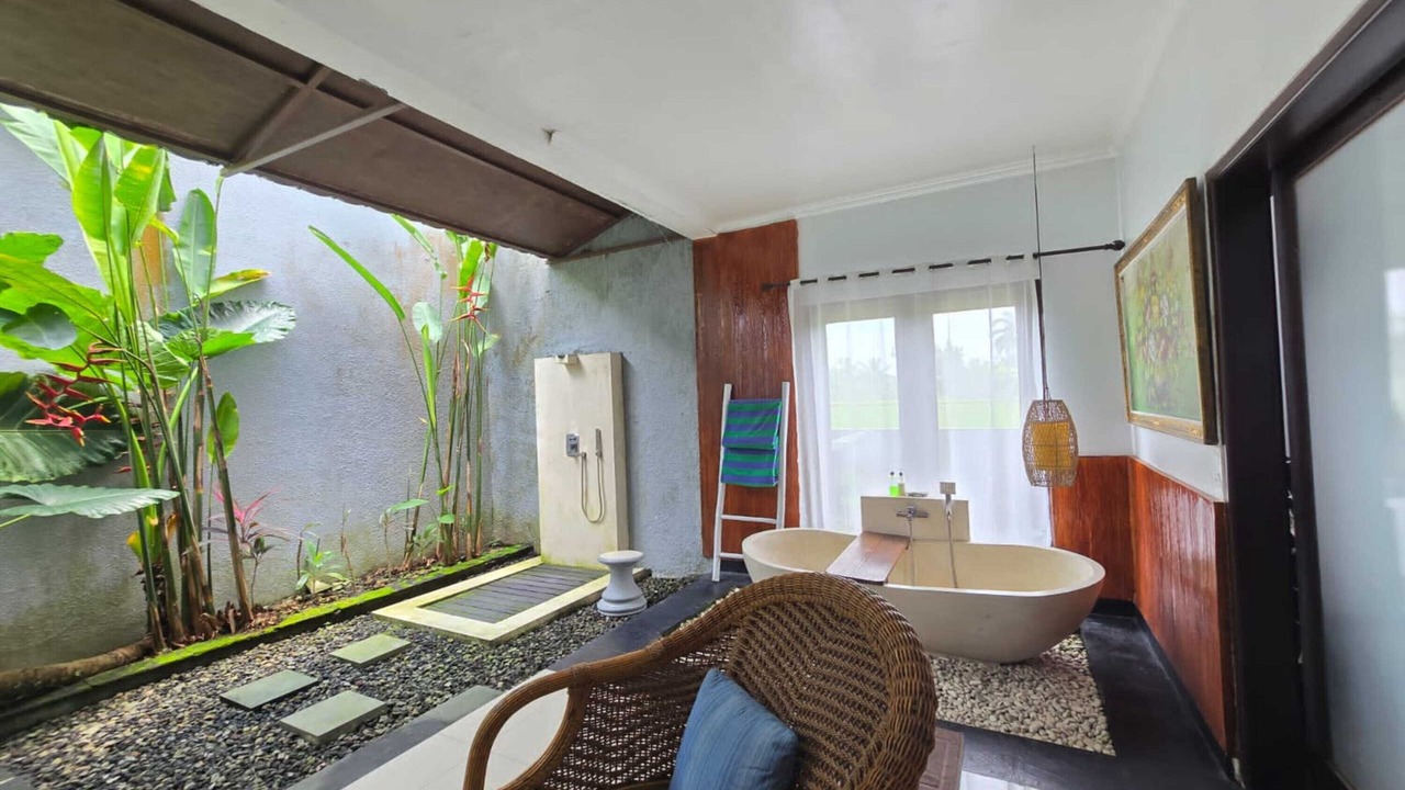 Photo of Bathroom in Taro