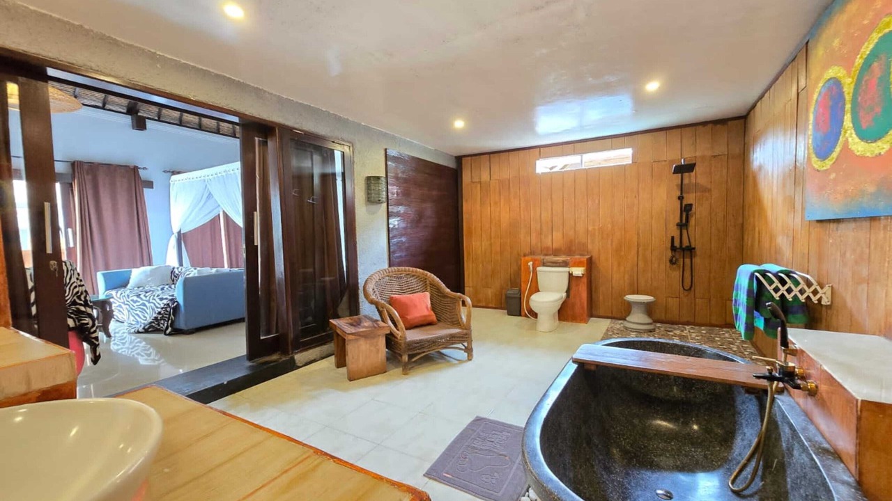 Photo of Bathroom in Taro
