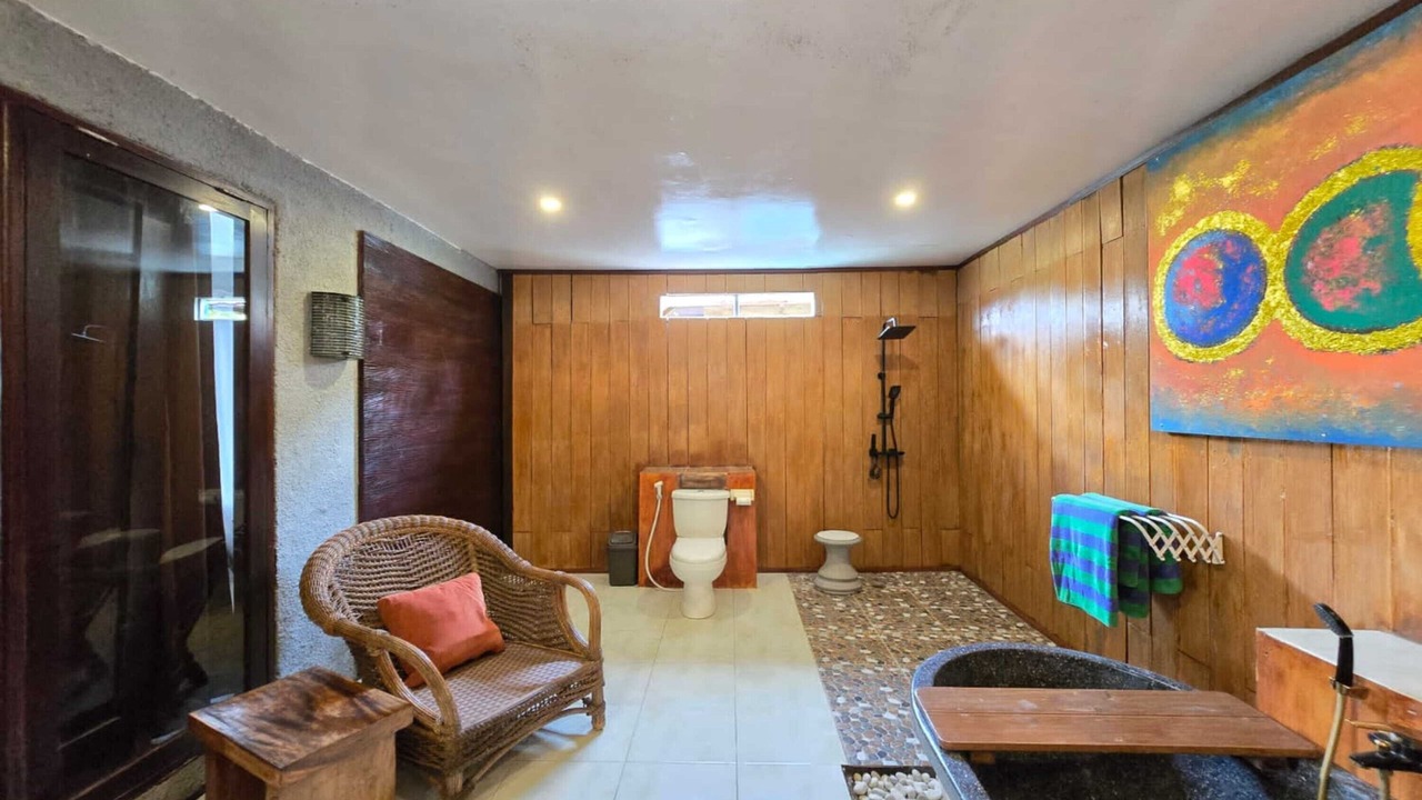 Photo of Bathroom in Taro