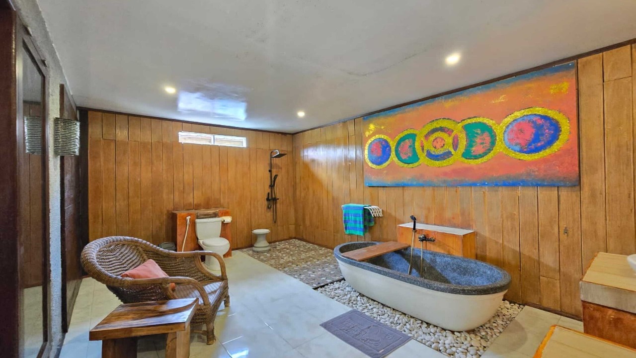 Photo of Bathroom in Taro