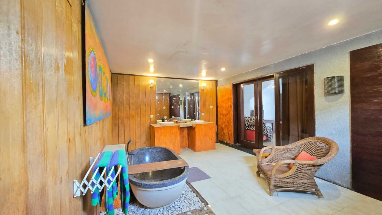 Photo of Bathroom in Taro