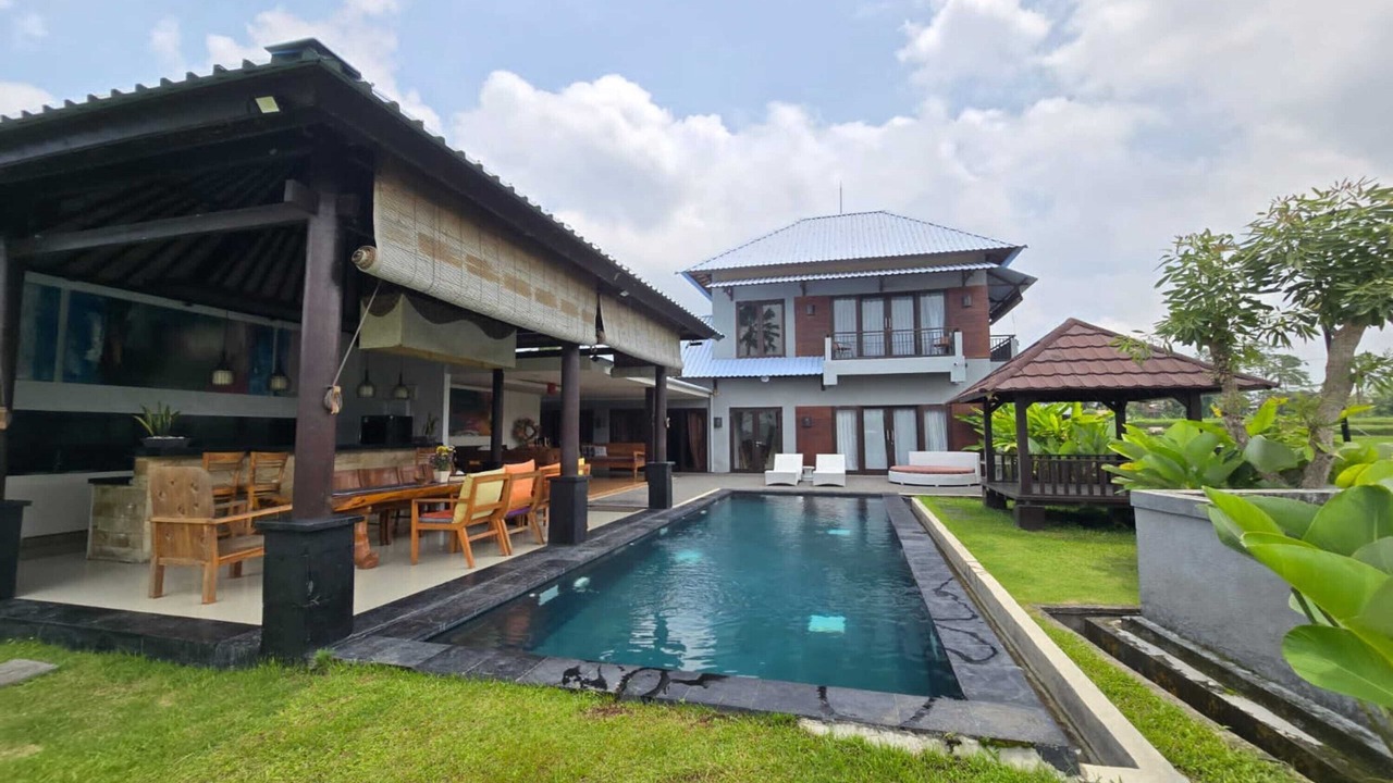 Photo of Outdoor in Taro