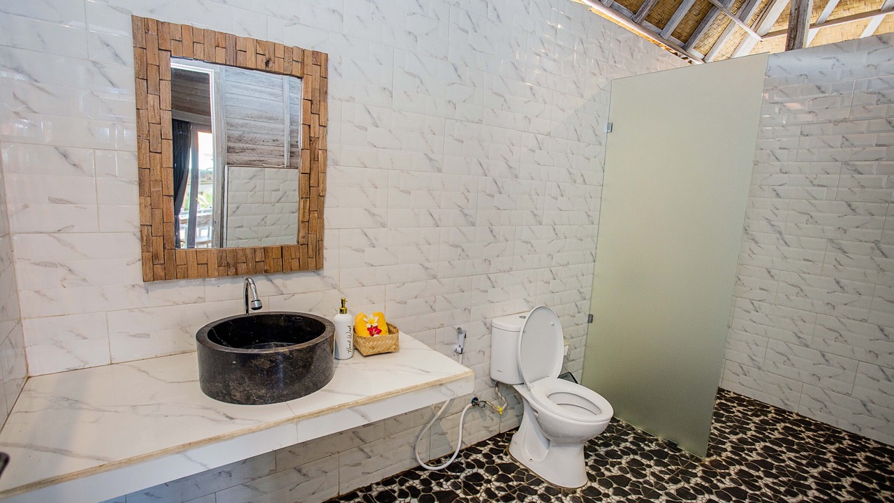 Photo of Bathroom in Ceningan Island