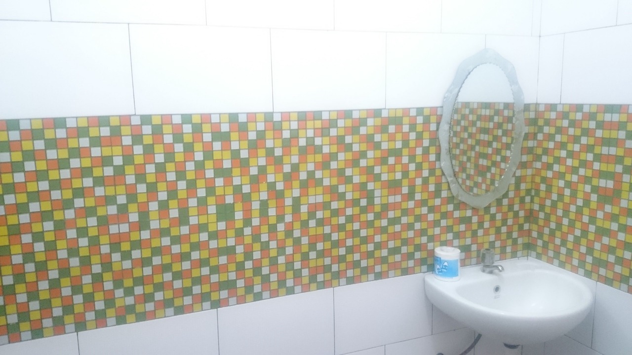 Photo of Bathroom in Kartika Plaza
