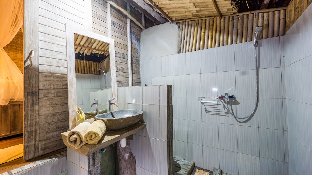 Photo of Bathroom in Ceningan Island