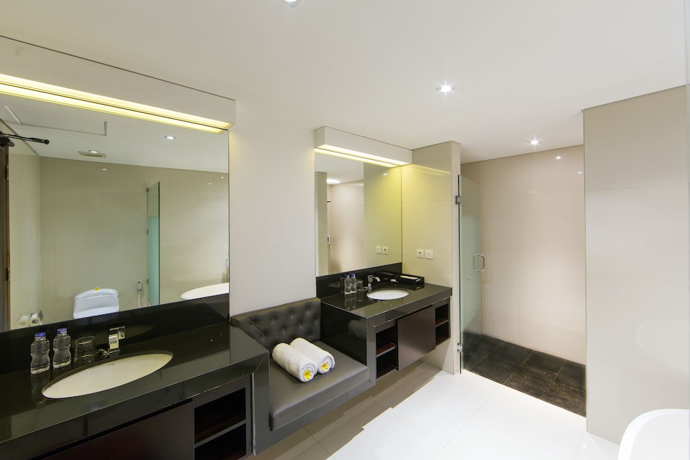 Photo of Bathroom in Anturan
