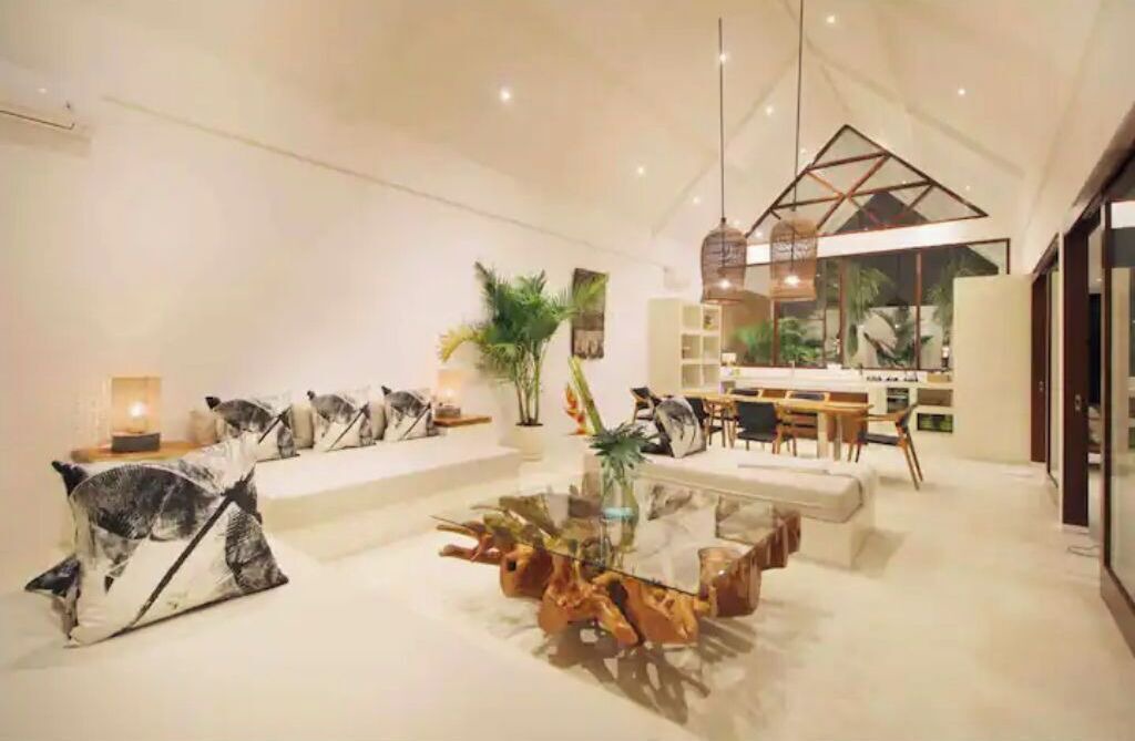 Photo of Livingroom in Sayan