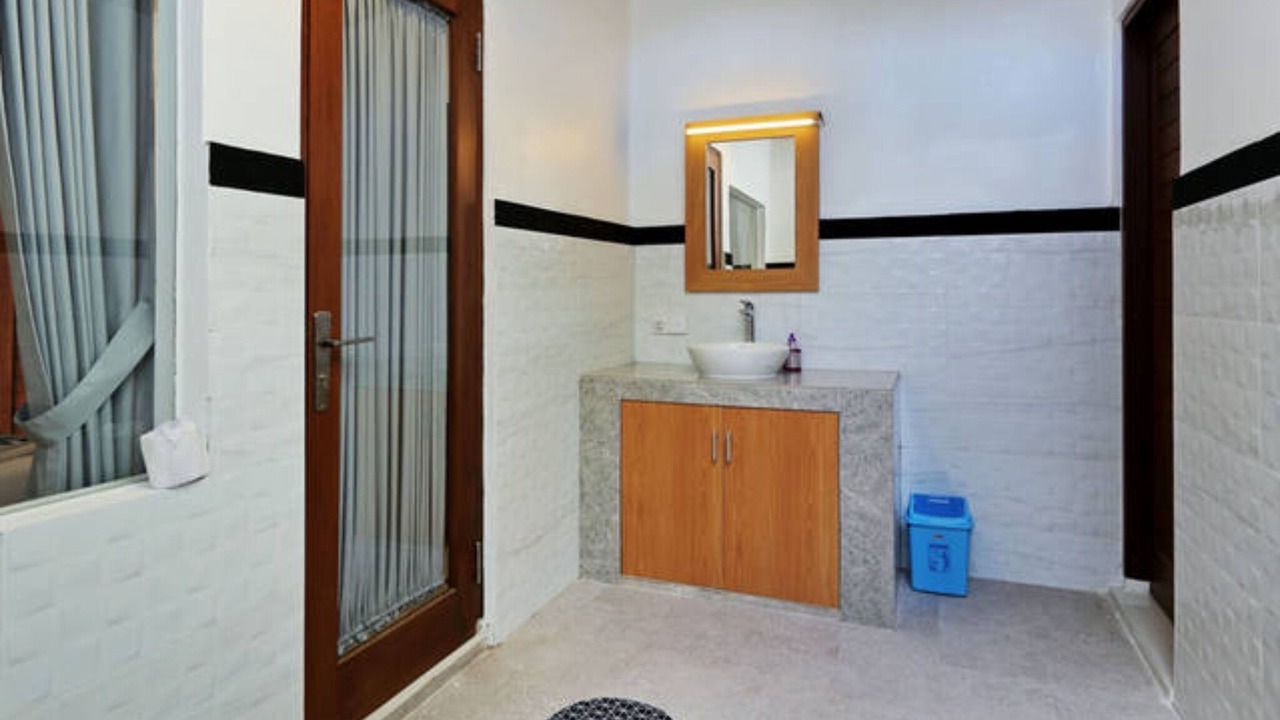 Photo of Bathroom in Legian City-Centre