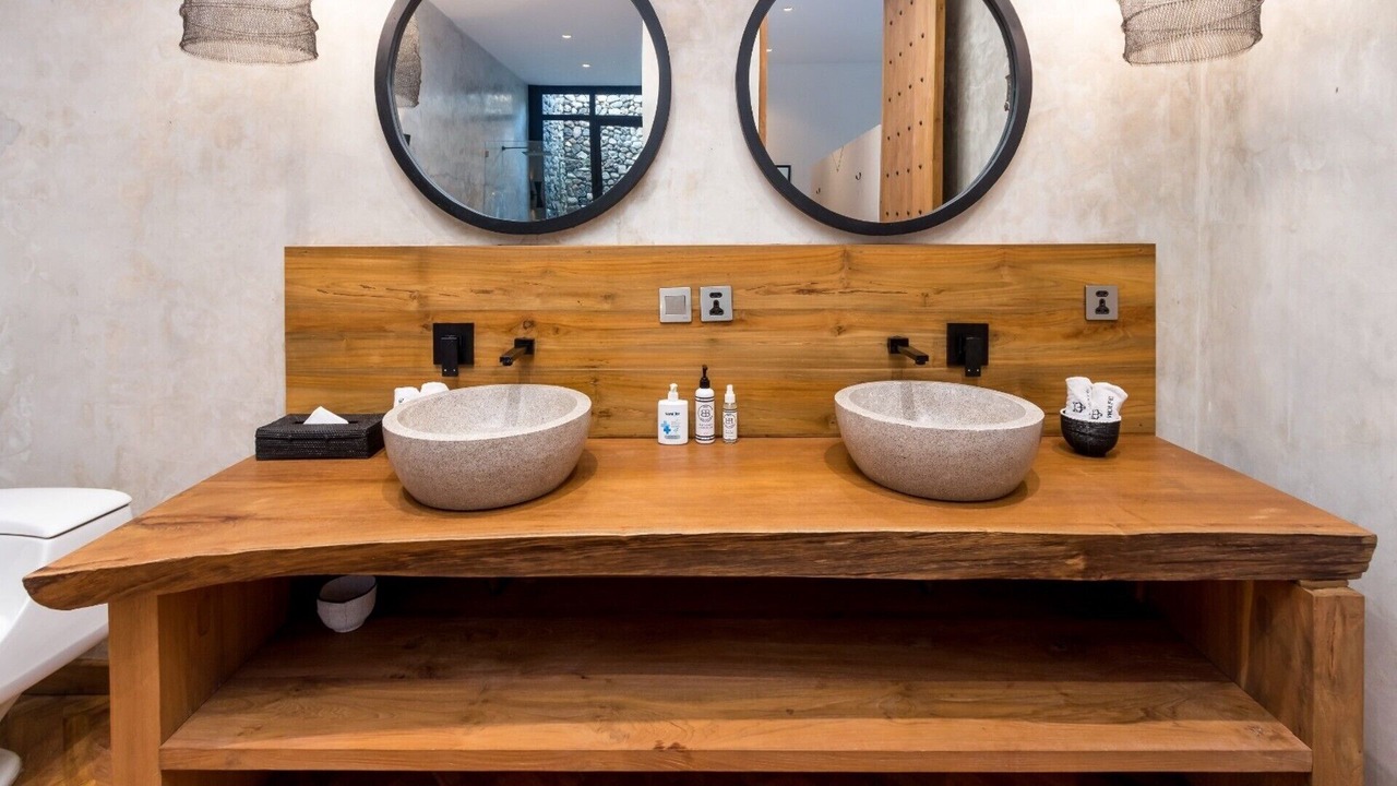 Photo of Bathroom in Drupadi
