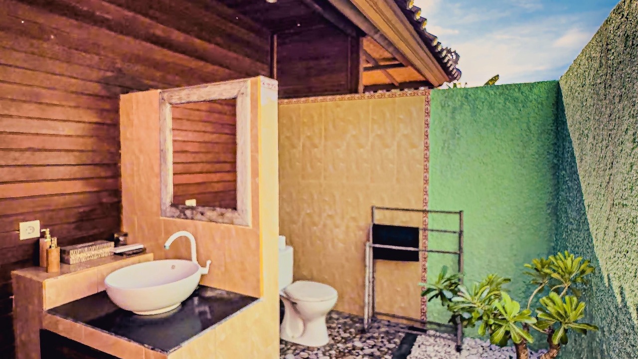 Photo of Bathroom in Mushroom Bay