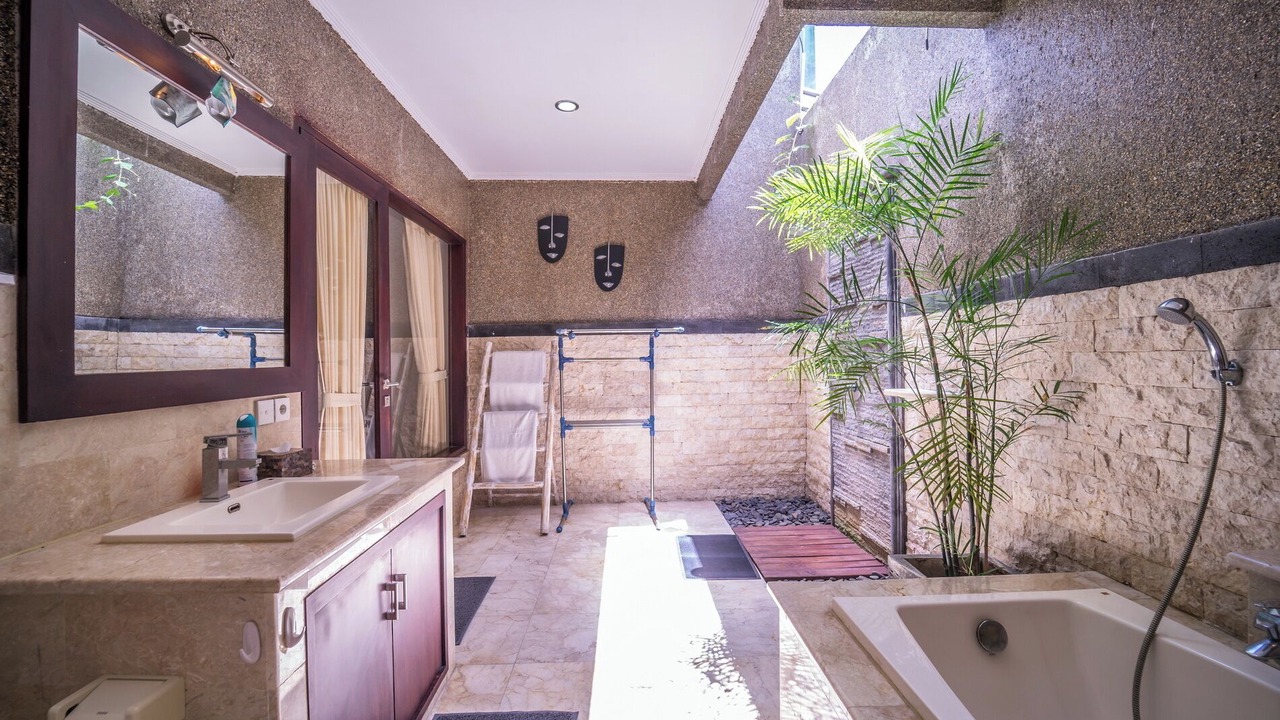 Photo of Bathroom in North Legian
