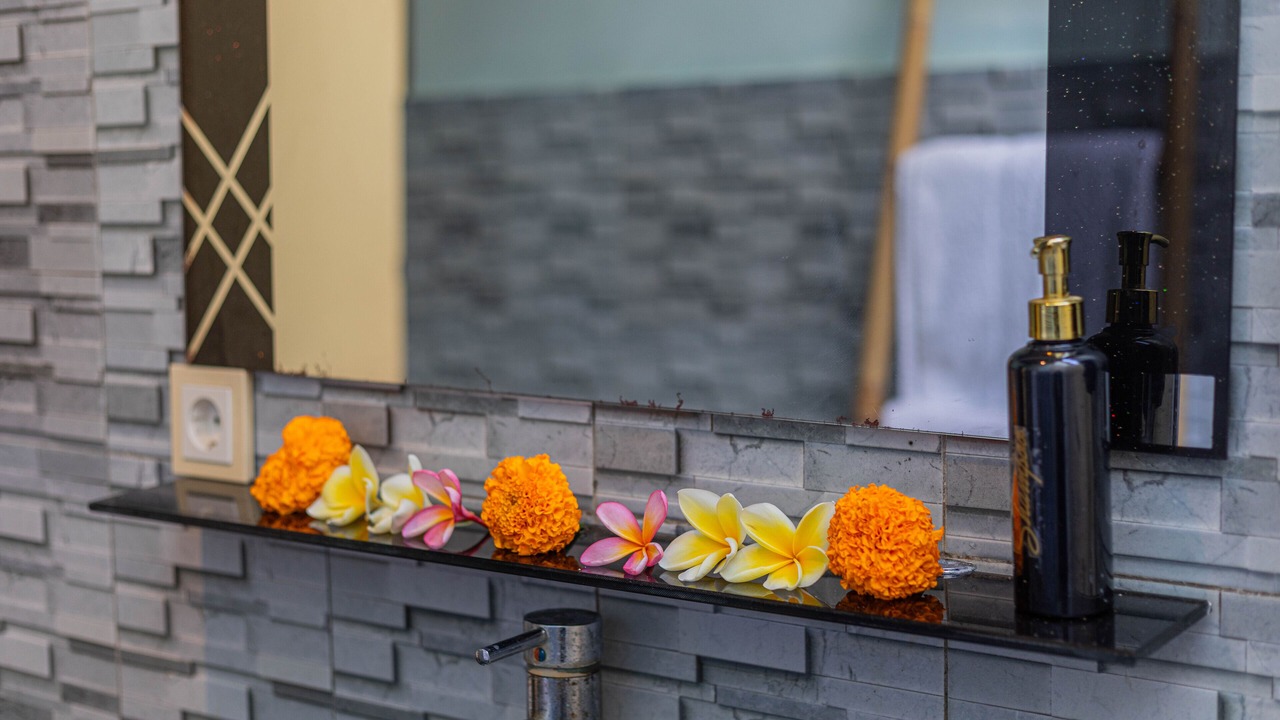 Photo of Bathroom in Klumpu