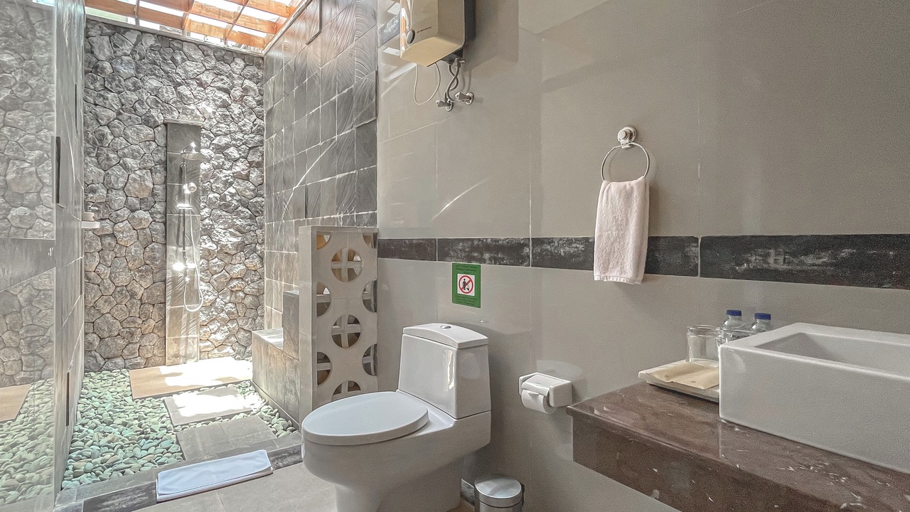 Photo of Bathroom in Saba