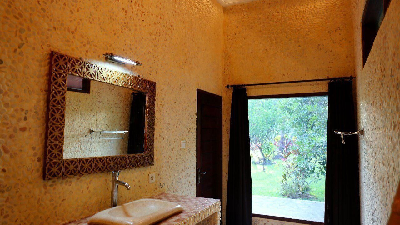 Photo of Bathroom in Bondalem