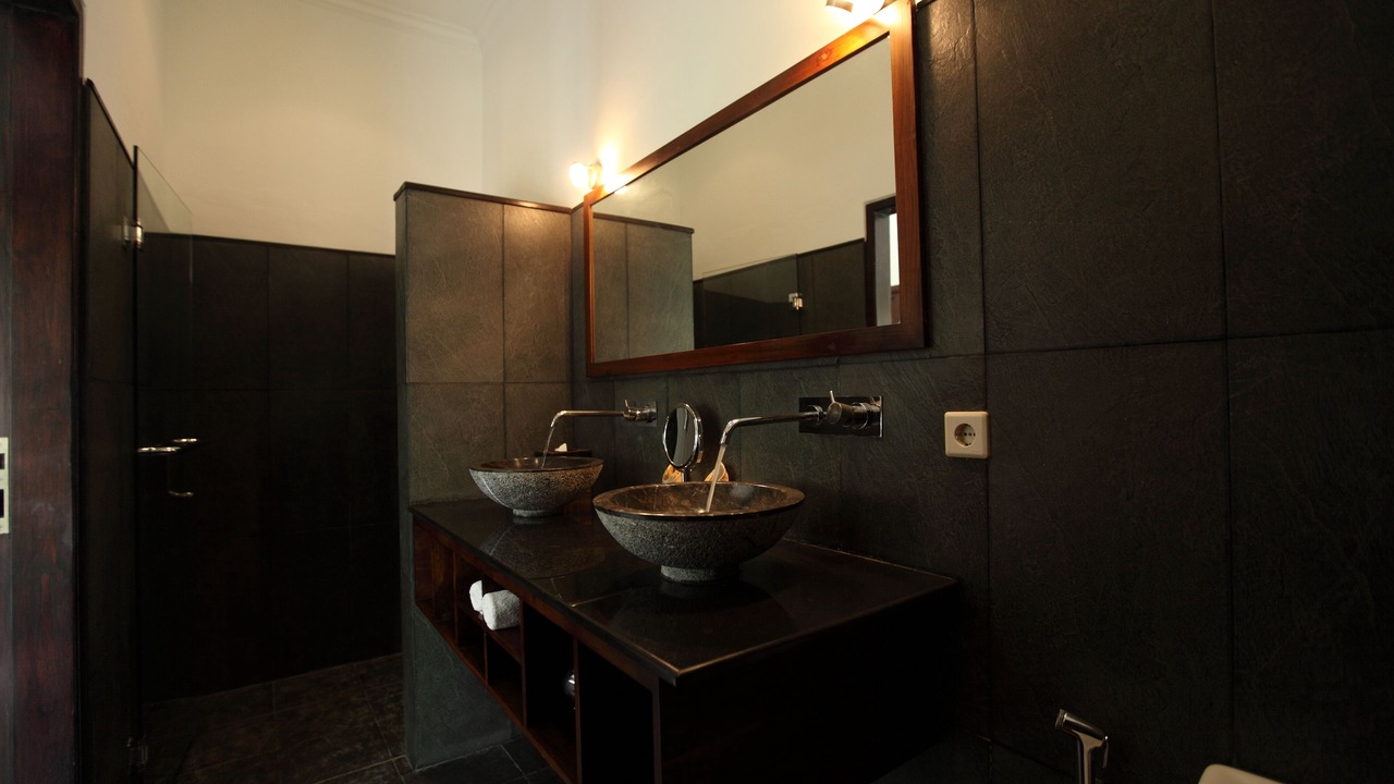 Photo of Bathroom in Dencarik