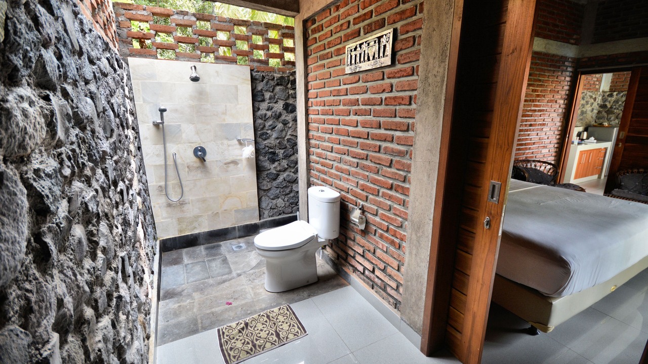Photo of Bathroom in Bukti