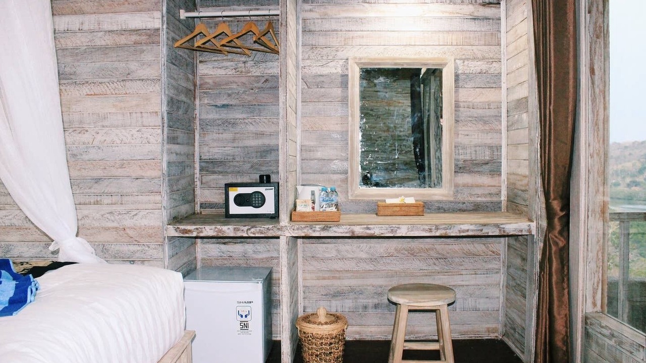 Photo of Bedroom in Mushroom Bay