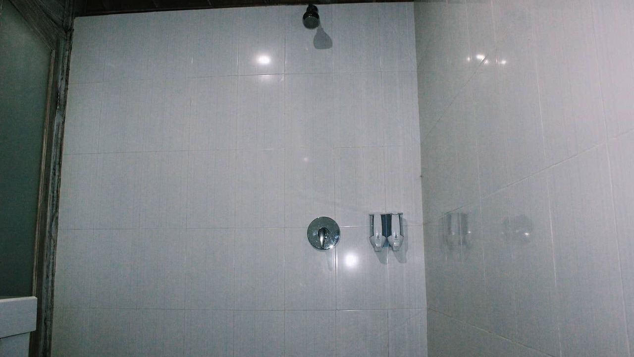 Photo of Bathroom in Mushroom Bay