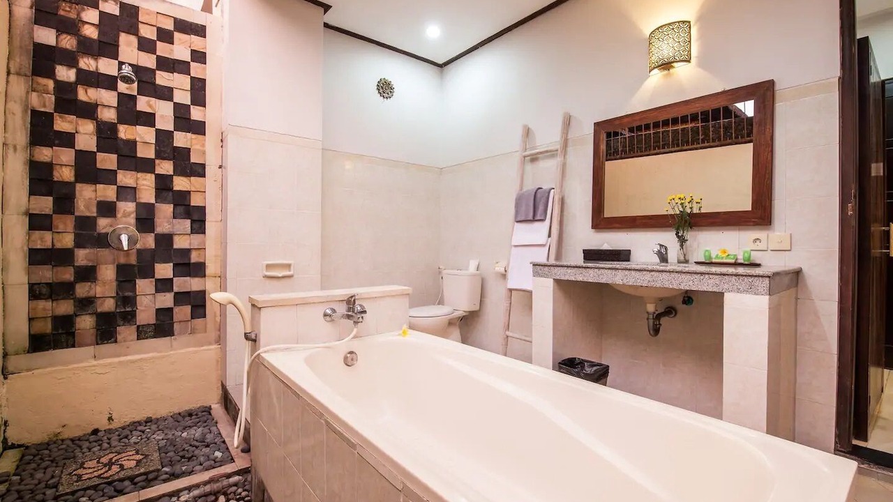 Photo of Bathroom in Legian City-Centre