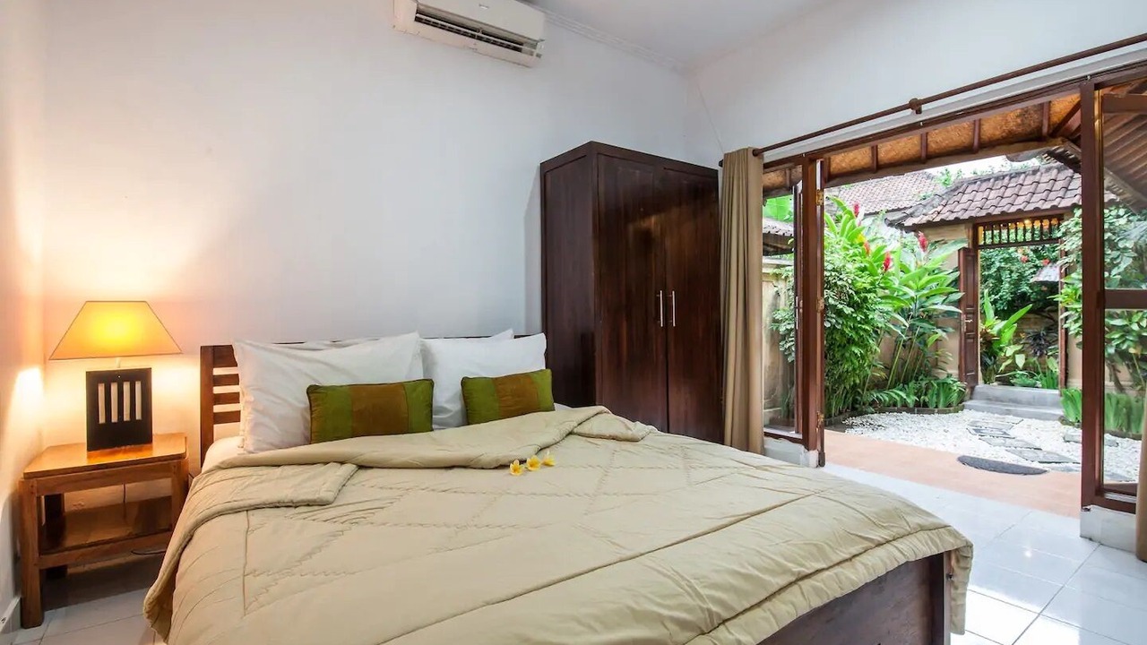 Photo of Bedroom in Legian City-Centre