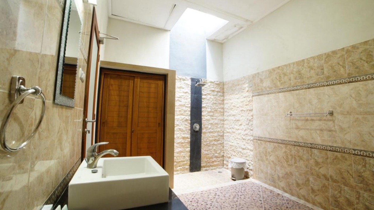 Photo of Bathroom in Dewi Sri