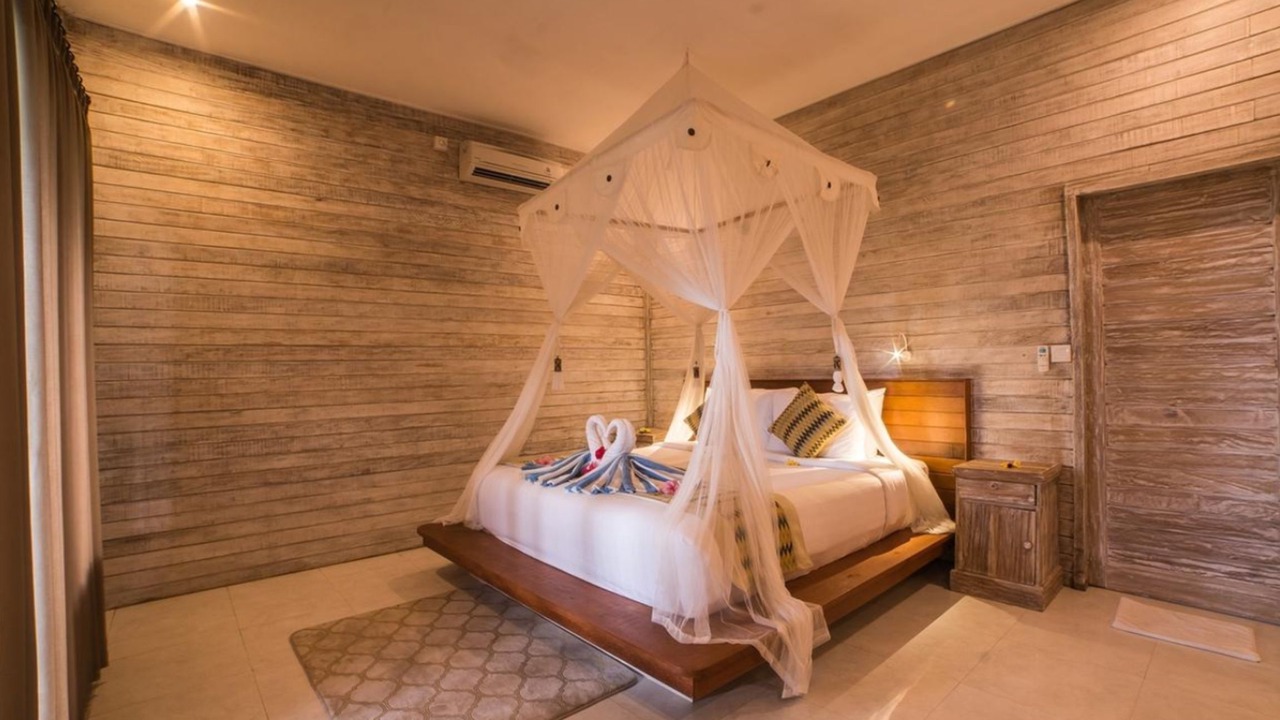 Photo of Bedroom in Mushroom Bay