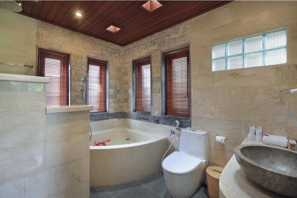 Photo of Bathroom in Petulu