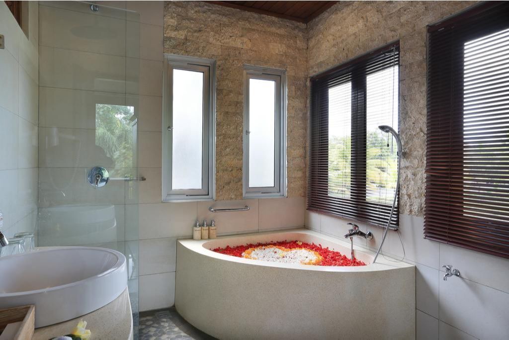 Photo of Bathroom in Petulu