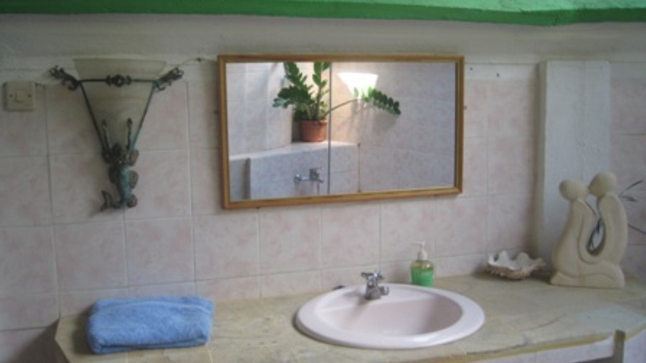 Photo of Bathroom in Tejakula