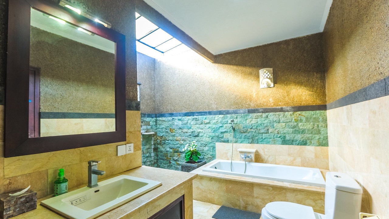 Photo of Bathroom in North Legian