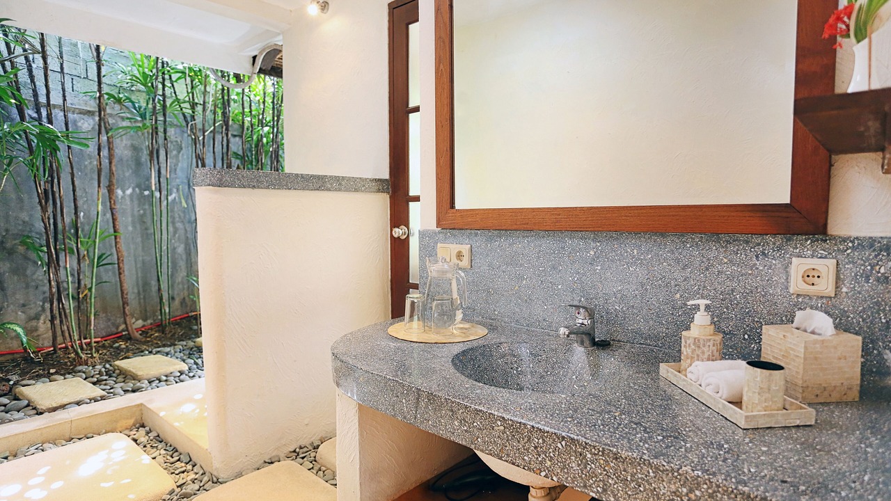 Photo of Bathroom in Sunset Road
