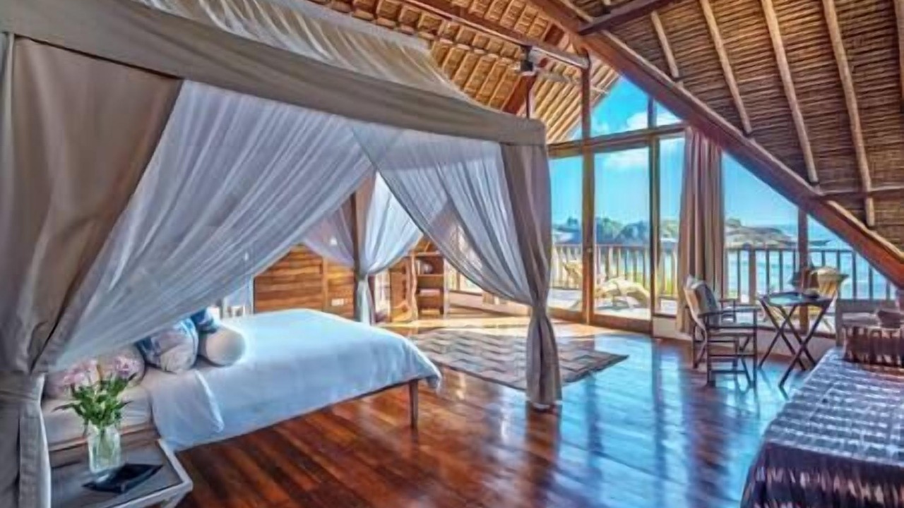 Photo of Bedroom in Mushroom Bay