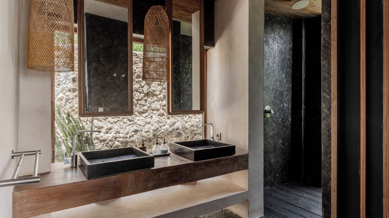Photo of Bathroom in Ceningan Island