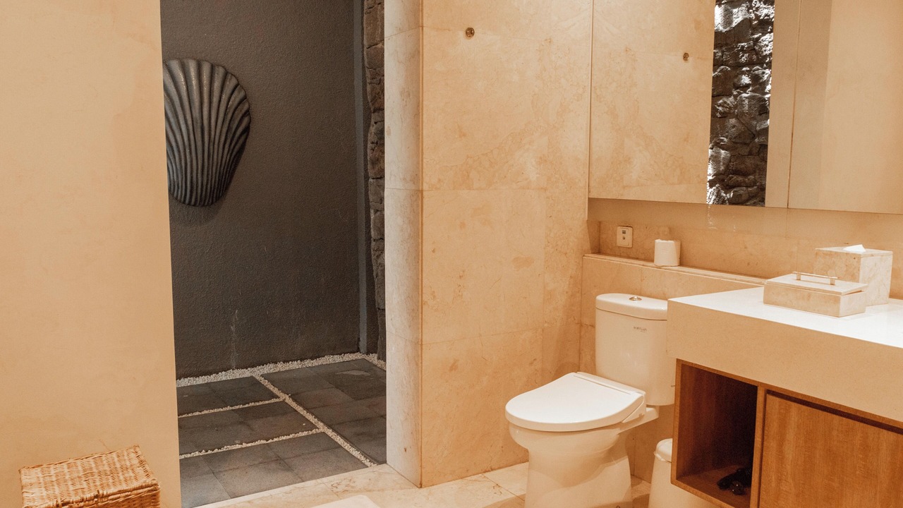 Photo of Bathroom in Tanjungbenoa