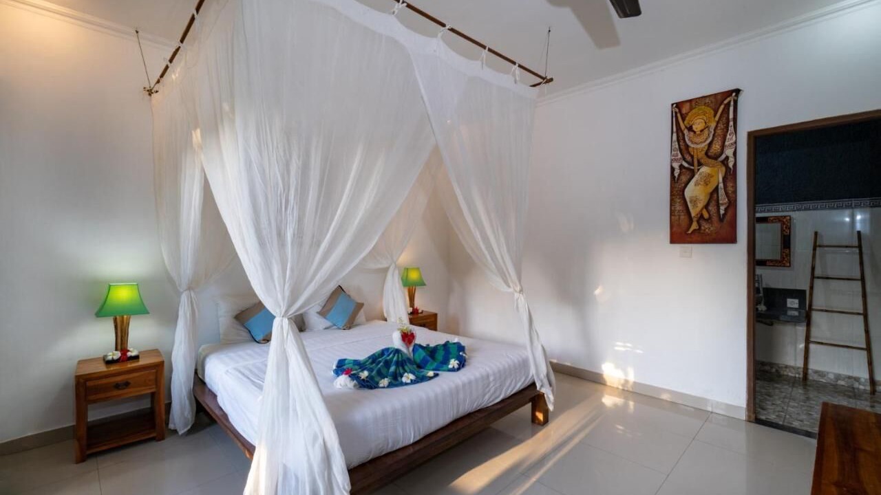 Photo of Bedroom in Mushroom Bay