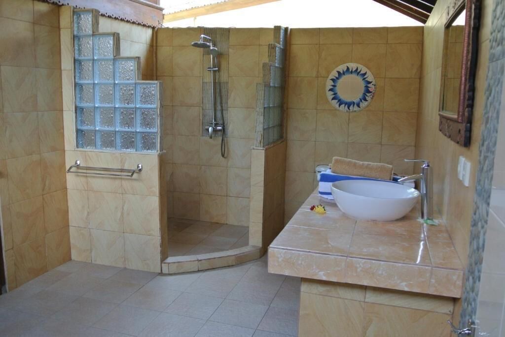 Photo of Bathroom in Sengkidu