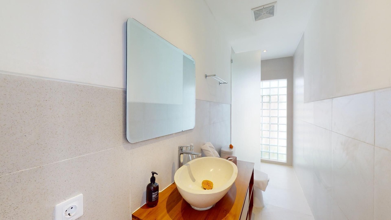 Photo of Bathroom in Ceningan Island