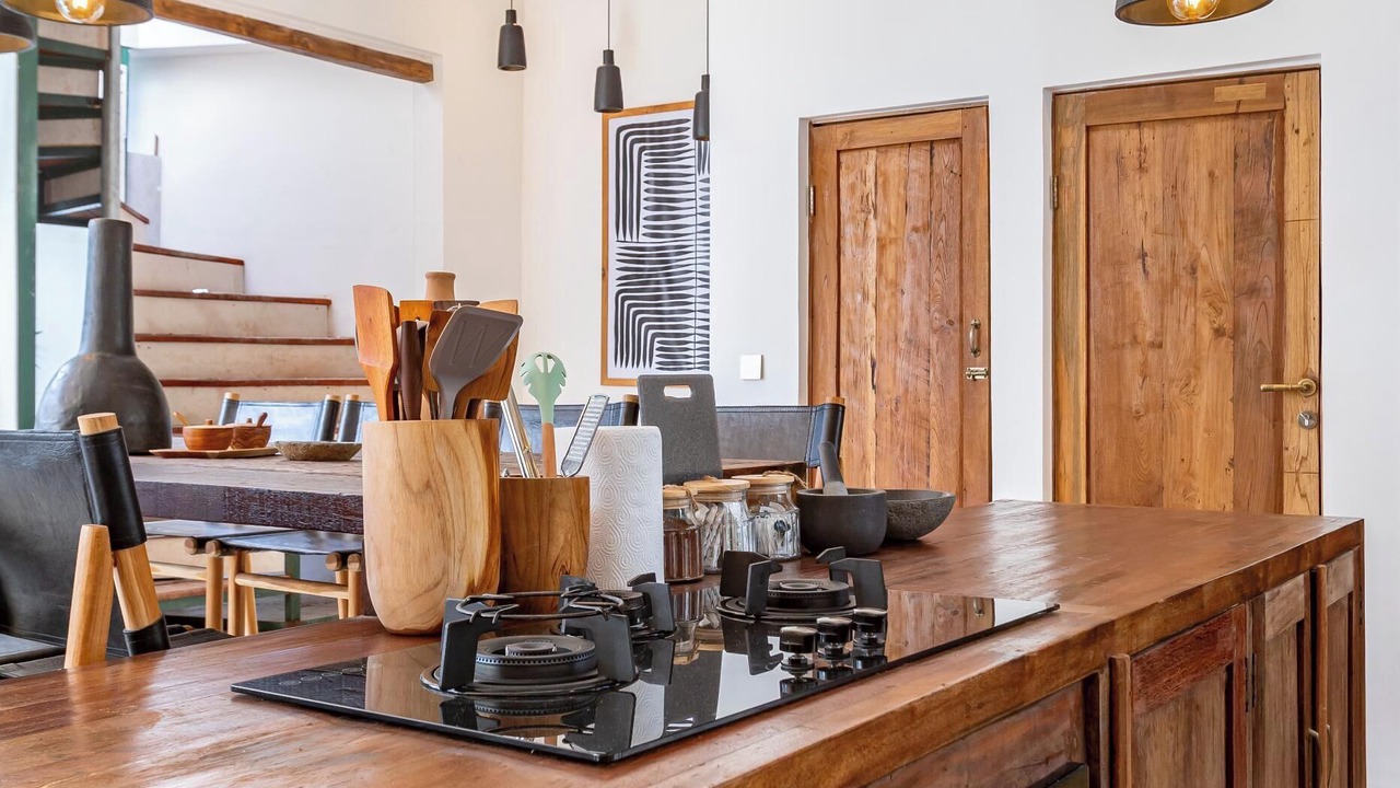 Photo of Kitchen in Banjar Semer