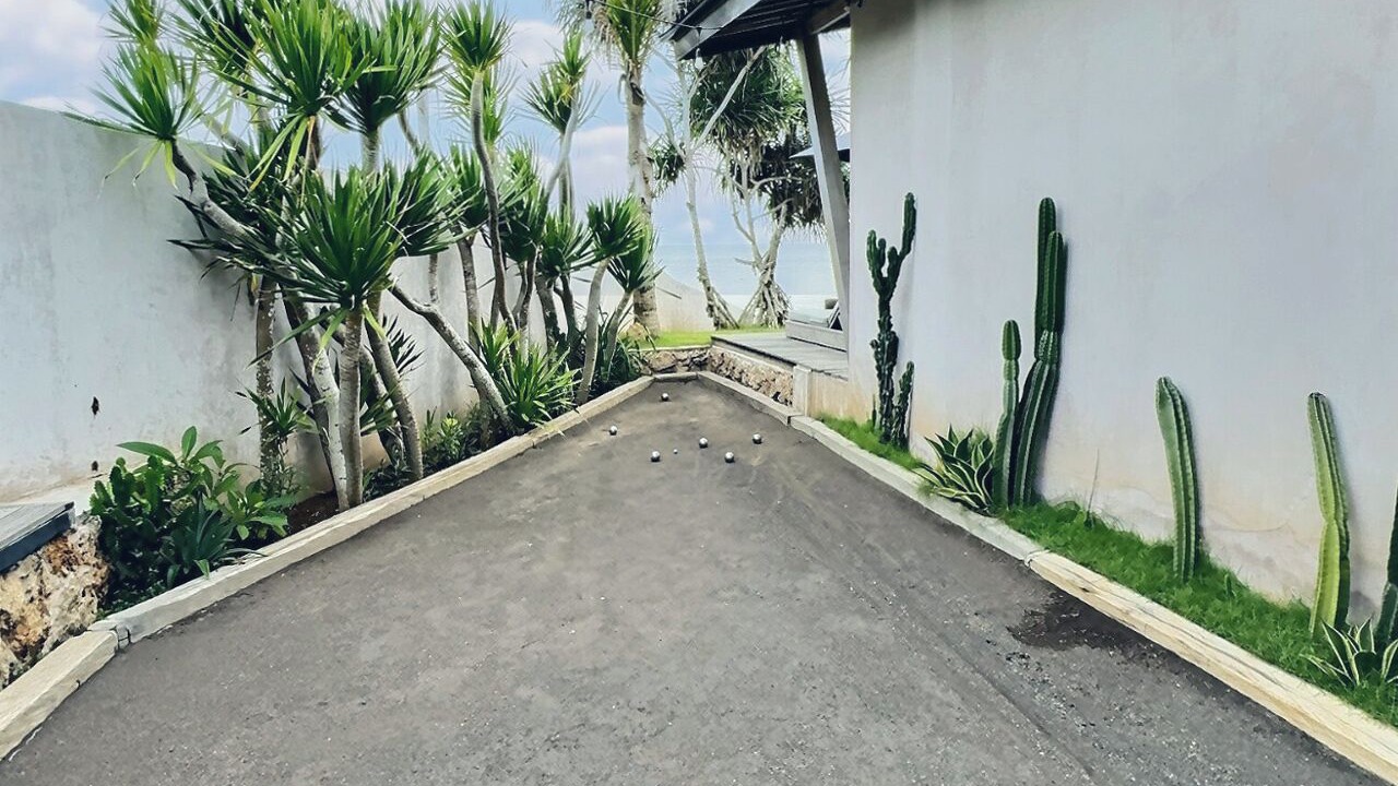 Photo of Outdoor in Mushroom Bay
