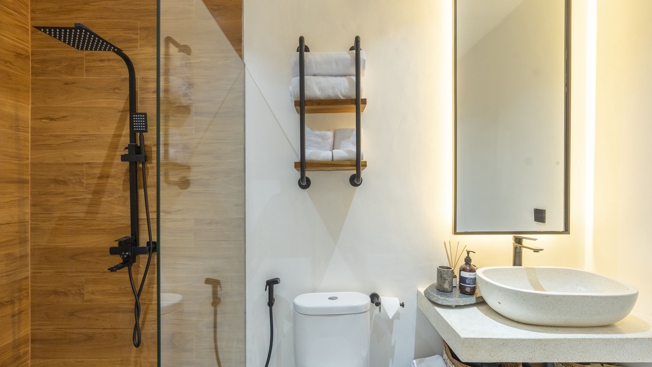 Photo of Bathroom in Singakerta
