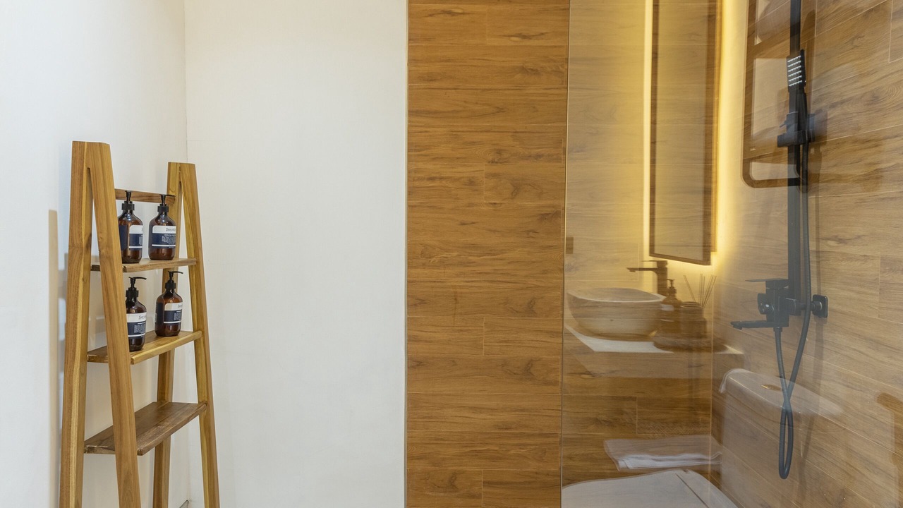 Photo of Bathroom in Singakerta